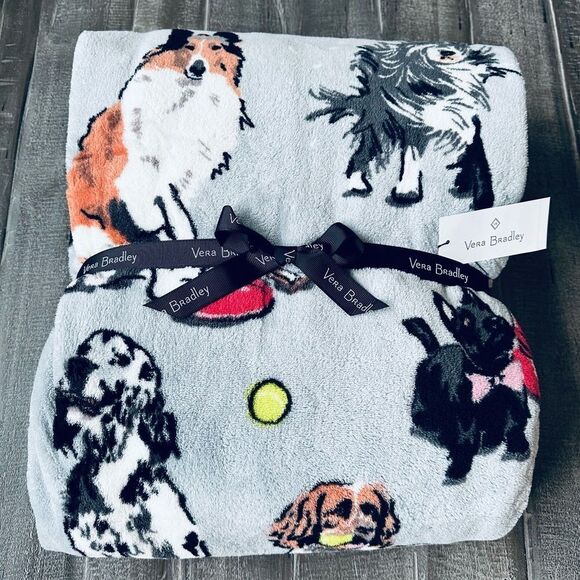 NWT Vera Bradley Dog Show Plush Print Throw Blanket - Picture 2 of 3